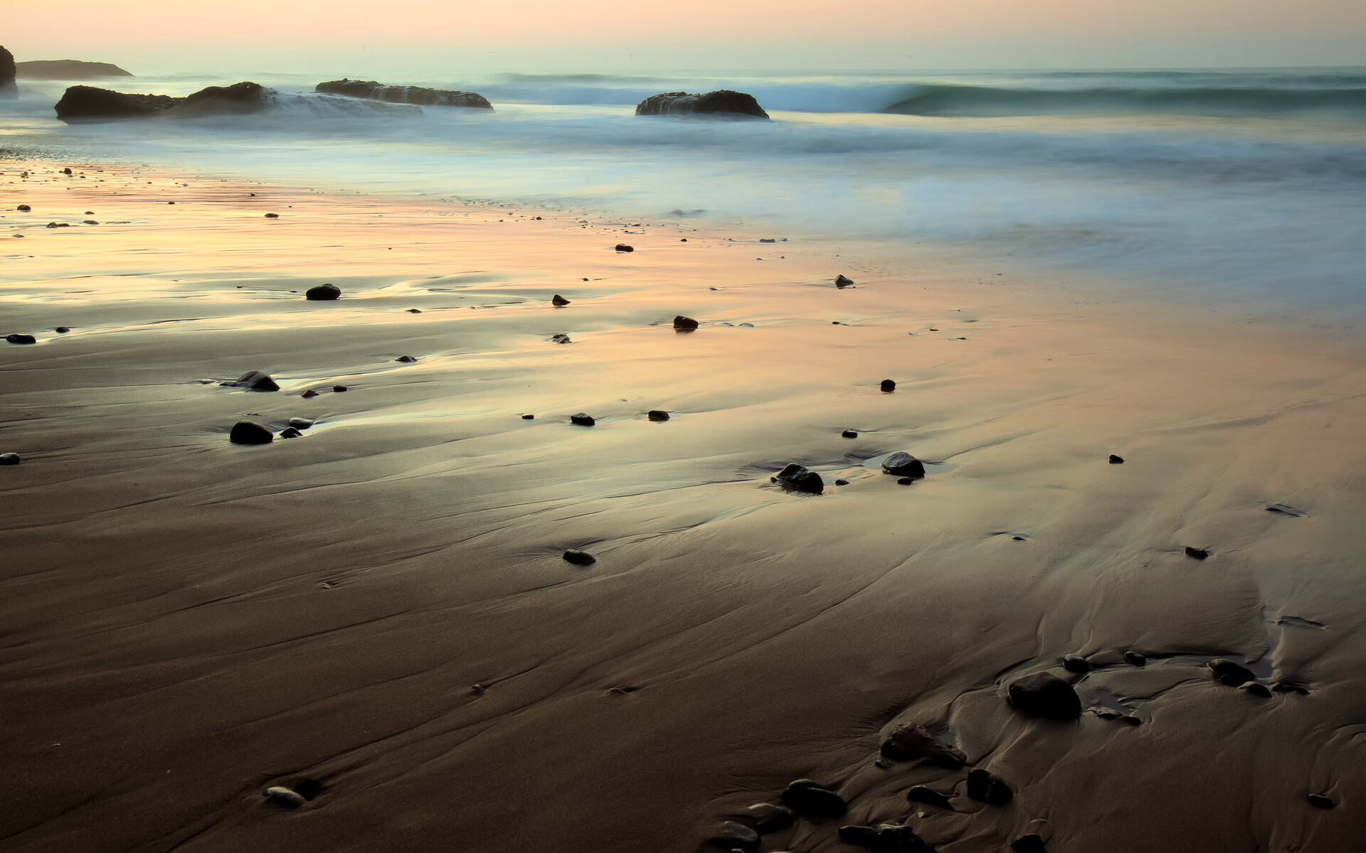 爱游戏在线登录入口-波尔图队员战术执行力强，波尔图引援