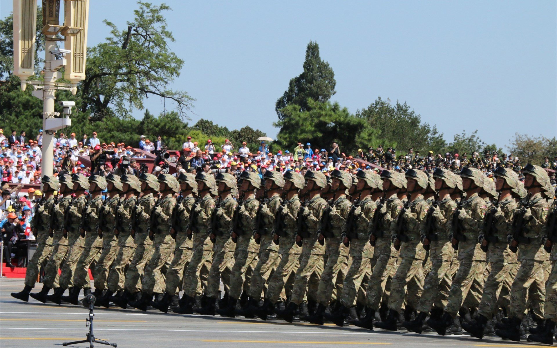 诺瓦克·德约科维奇赢得“金满贯”,拉斐尔·纳达尔宣布退役。