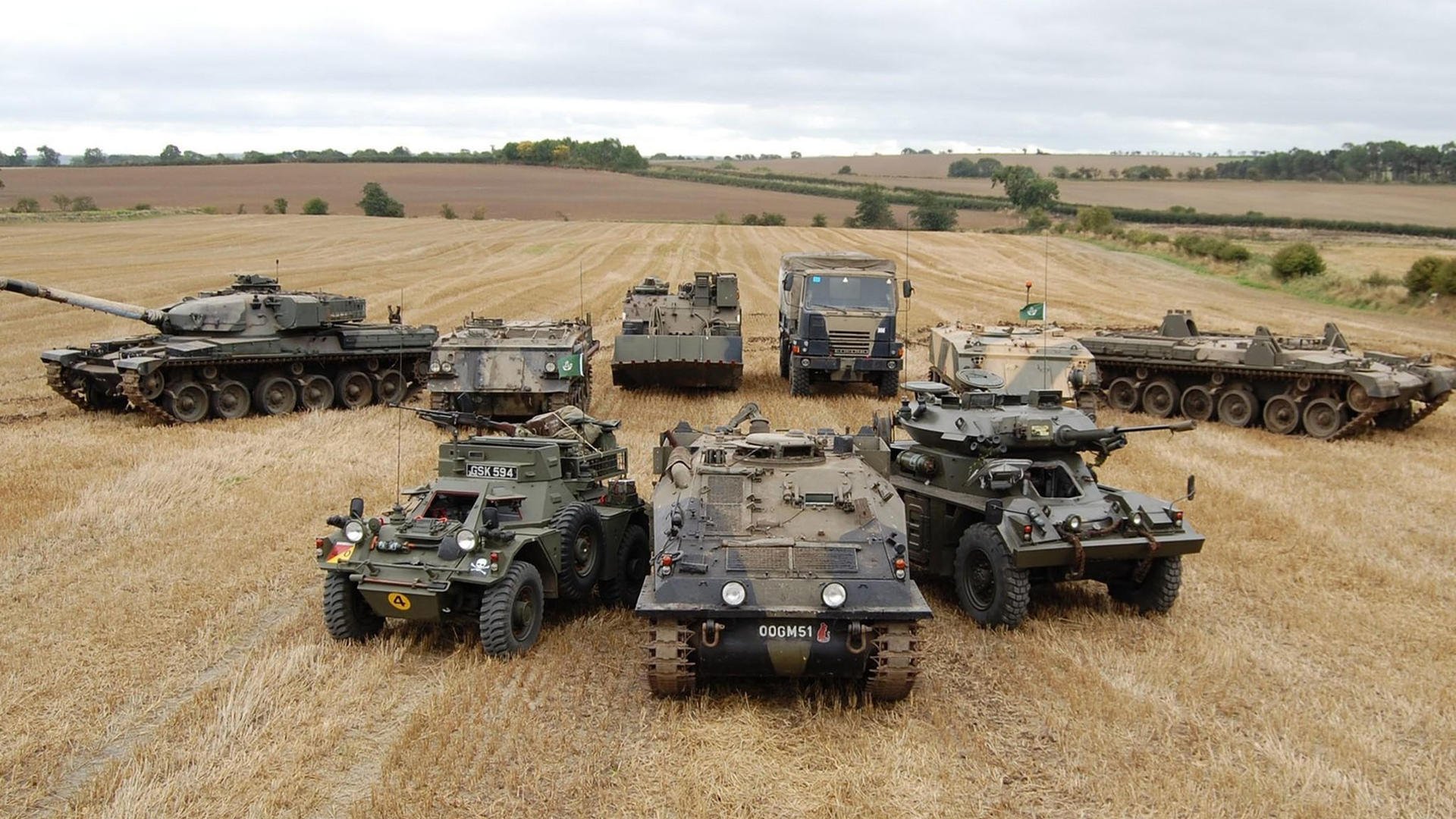 爱游戏娱乐-“东安湖体育公园龙舟赛：阵阵浪花中，英雄谁属”