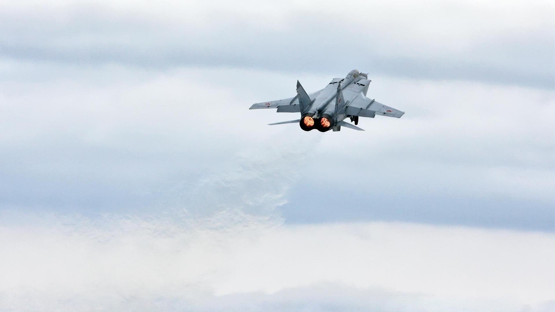 球员家属支持体系建立,心理与生活关怀同步推进,球迷家属